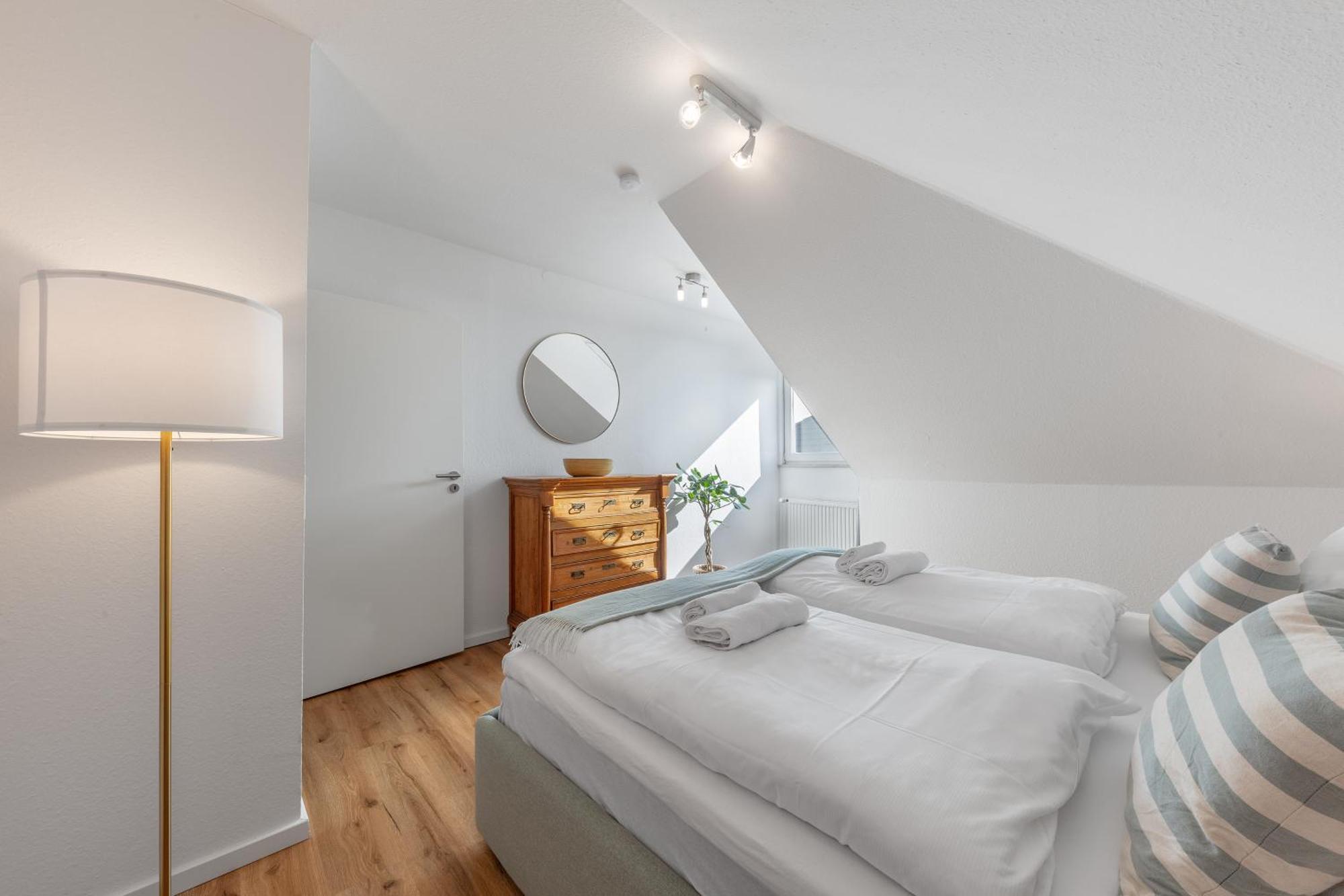 Mango Living I Stadtoase I Modern I 3 Schlafzimmer I 95 Qm I 9 Personen Apartamento Mönchengladbach Quarto foto